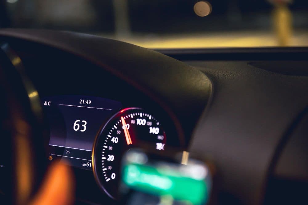 EU Carmakers Push Back Against 2035 Petrol and Diesel Ban