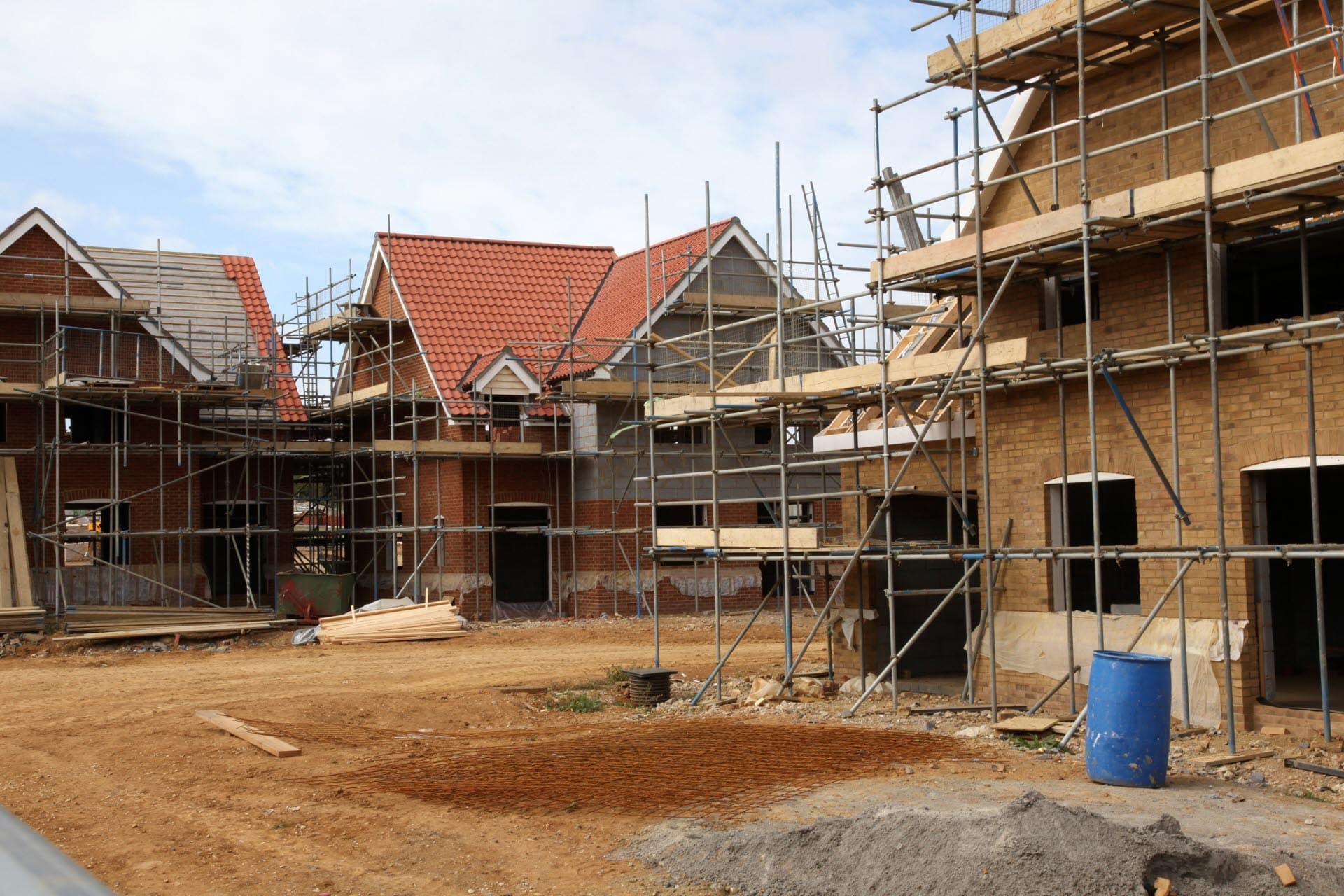 The Path to Energy Decentralisation in Construction