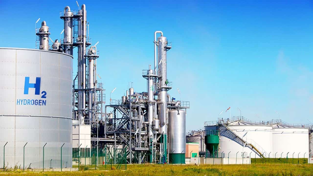 BP Exits Teesside Hydrogen Plan as Industrial Demand Falls