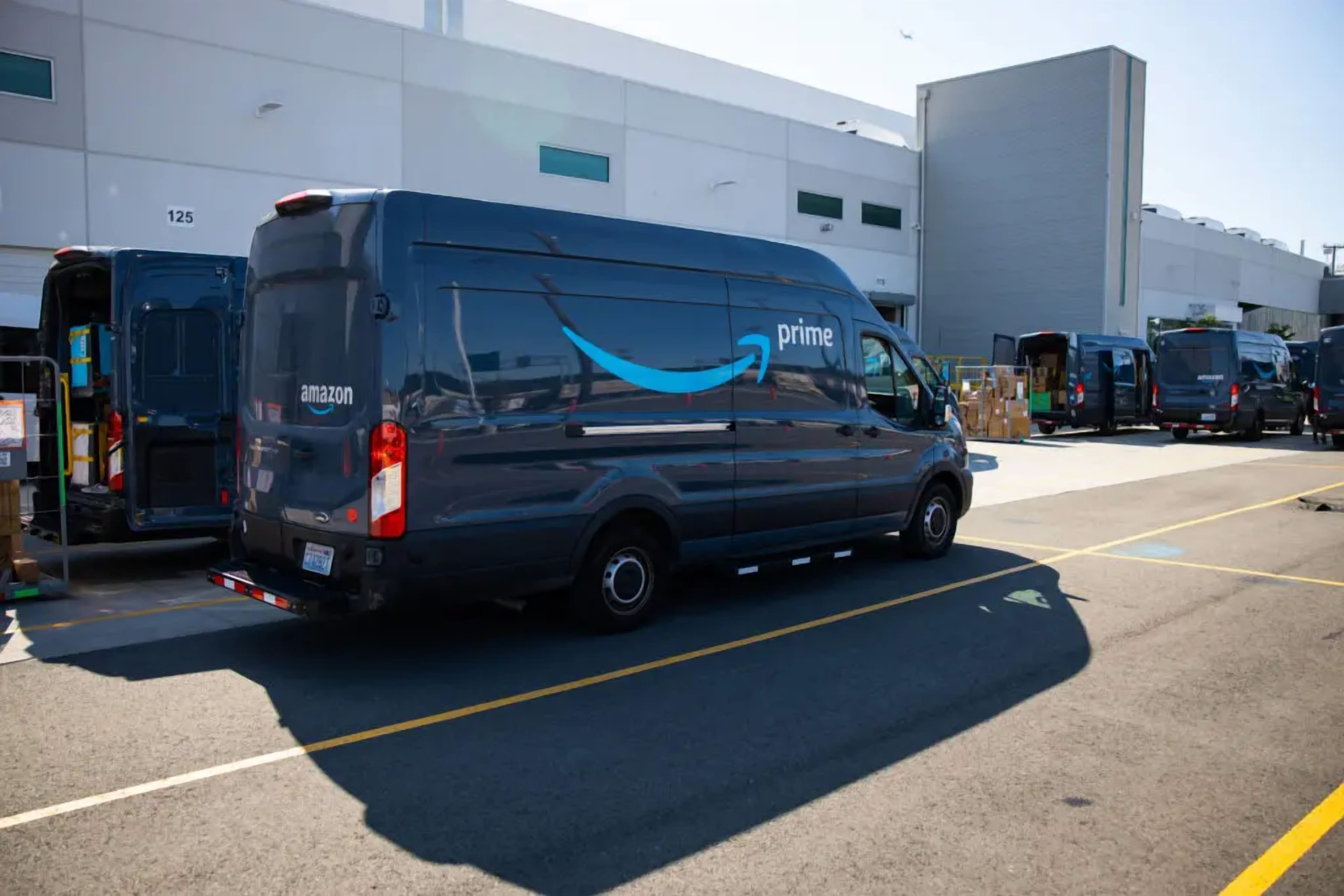 Amazon to Use Electrofuels in its Middle Mile Fleet