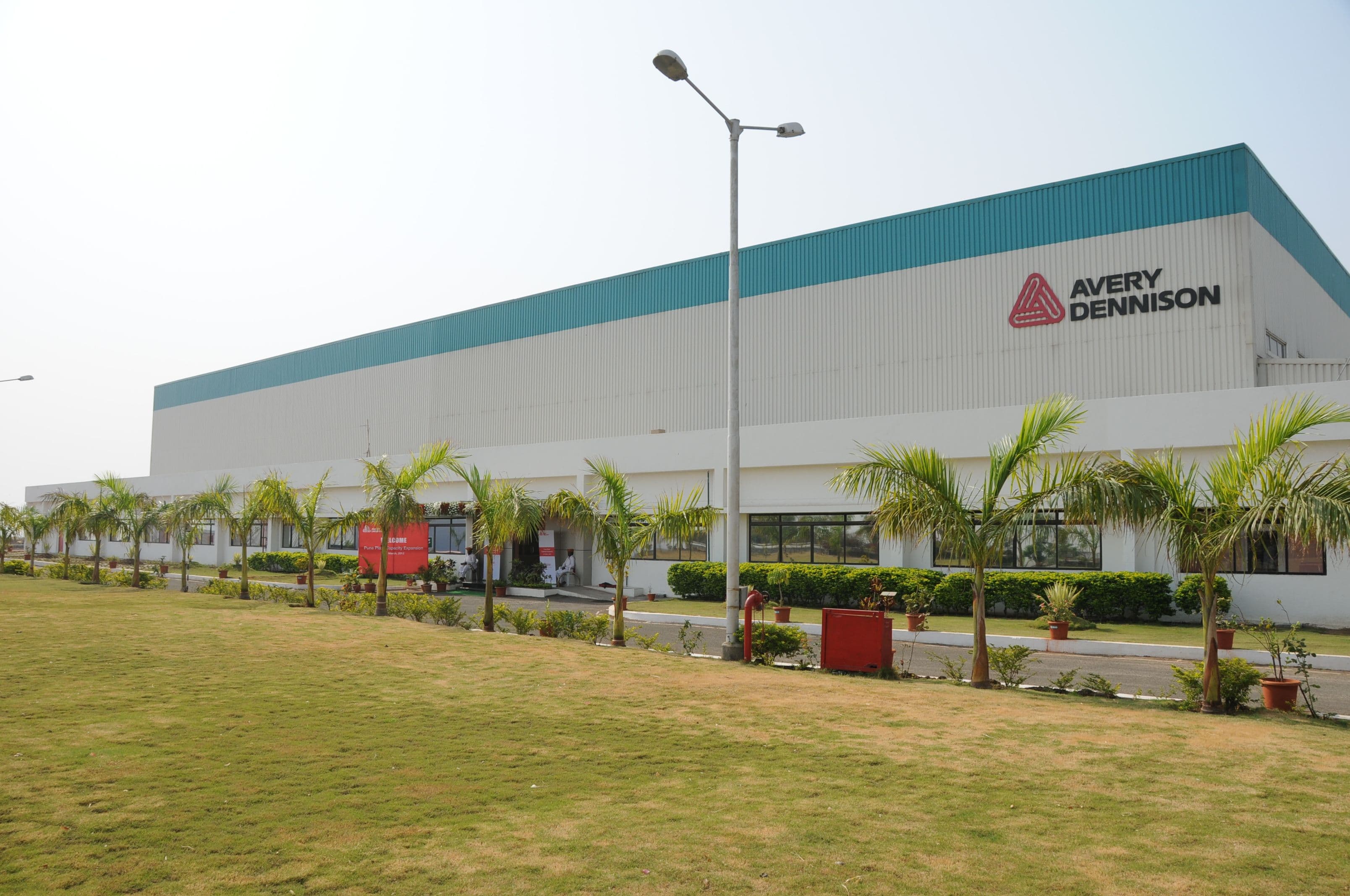 Avery Dennison Adds EV Battery Solutions to Energy Storage Line