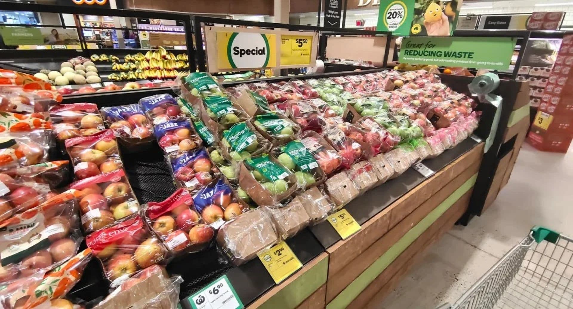 Woolworths Under Fire for Excessive Plastic Use