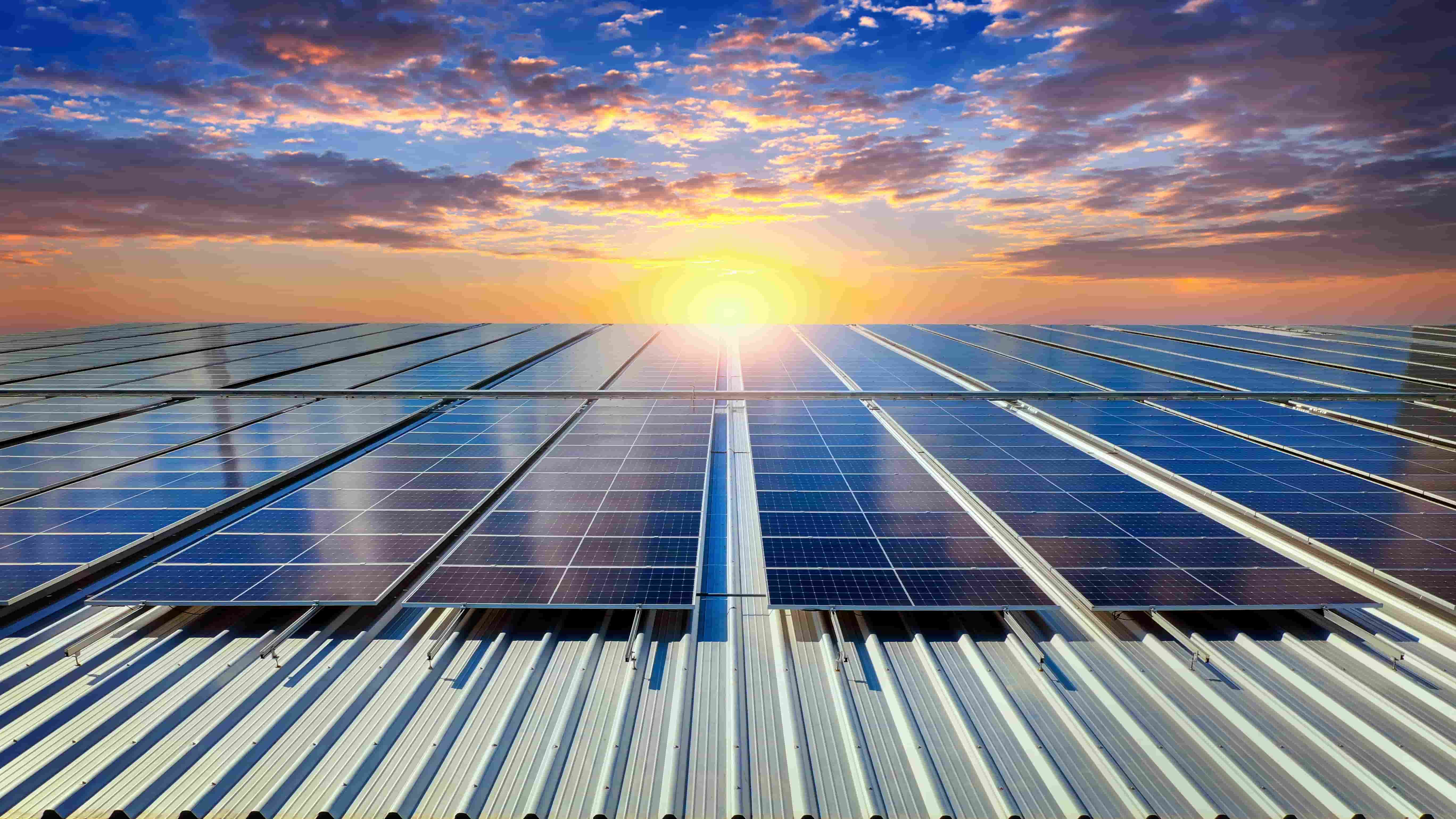 Sunsave Raises £100m in Debt, £13m in Equity to Power UK’s Solar Future