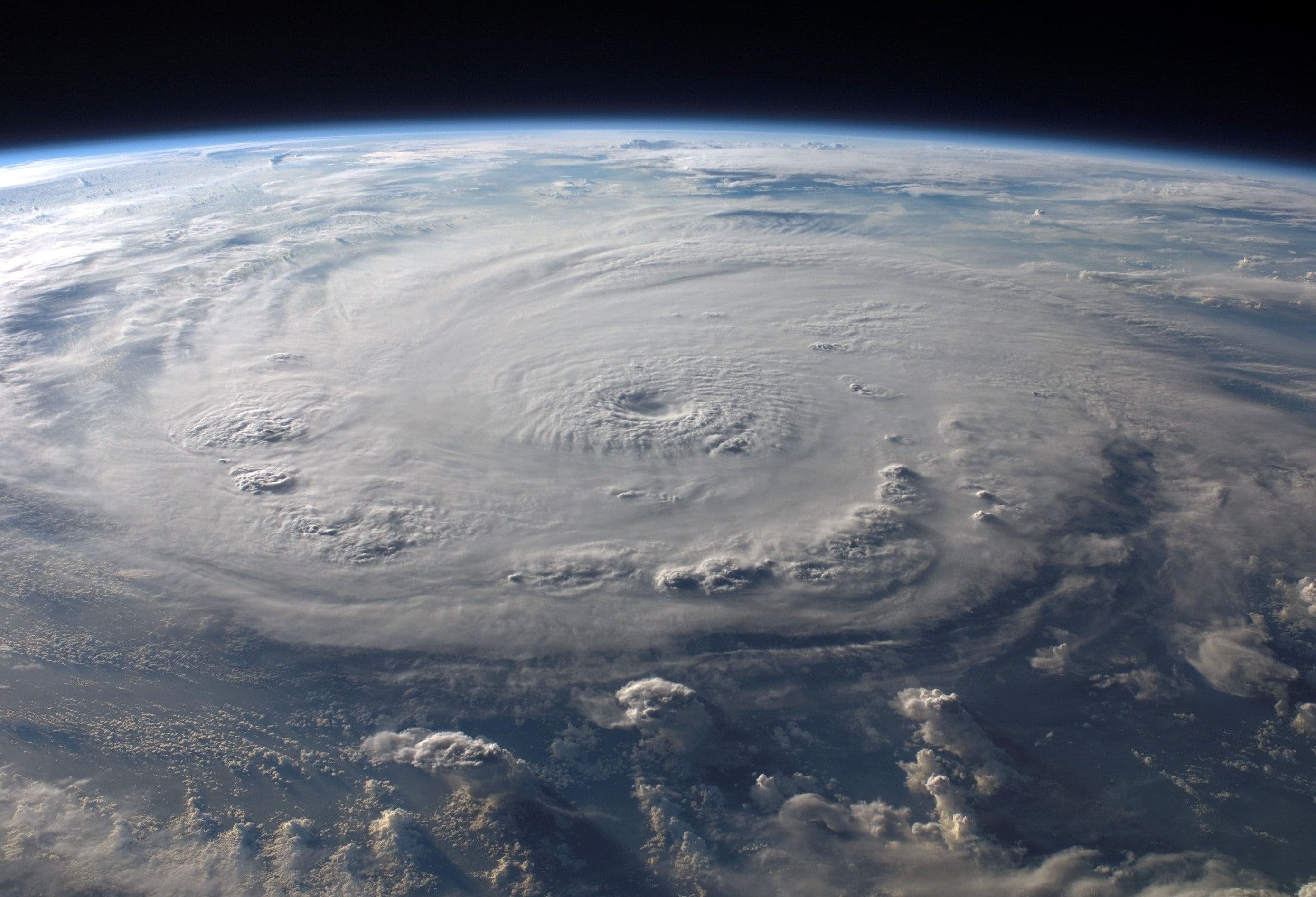 Reducing Air Pollution Takes us all by Surprise — More Hurricanes in the North Atlantic