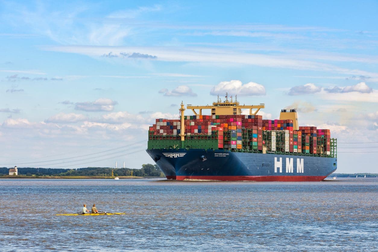 HMM Tops Global ESG Rating for Shipping
