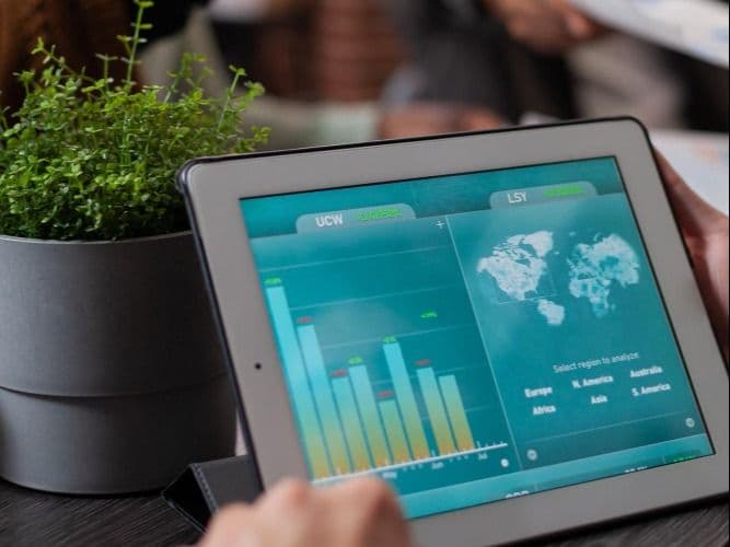 Wolters Kluwer Simplifies ESG Reporting for Clients