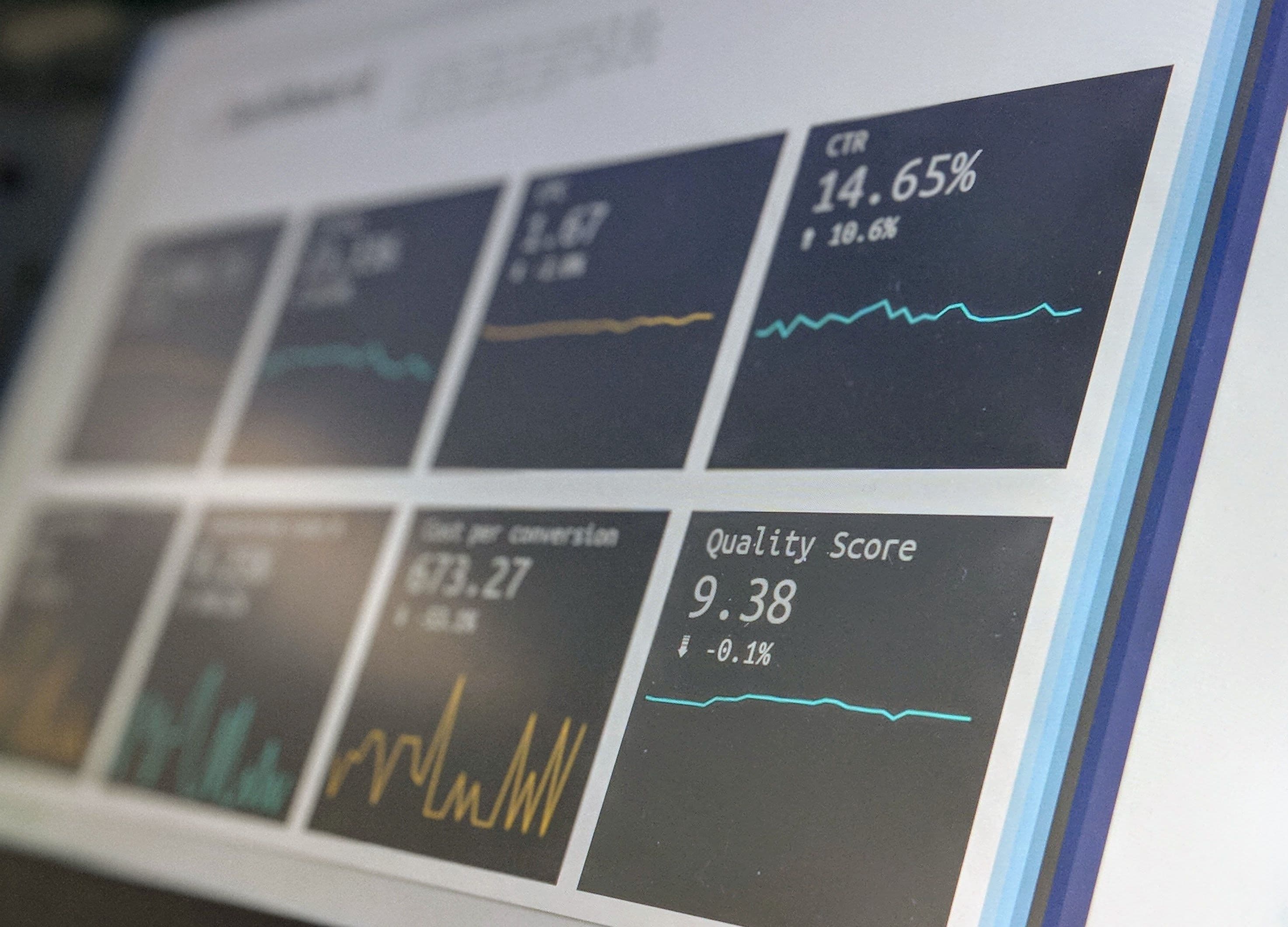 Investing In Sustainable Crypto And In Cryptocurrencies : What Could Be The Motivations?
