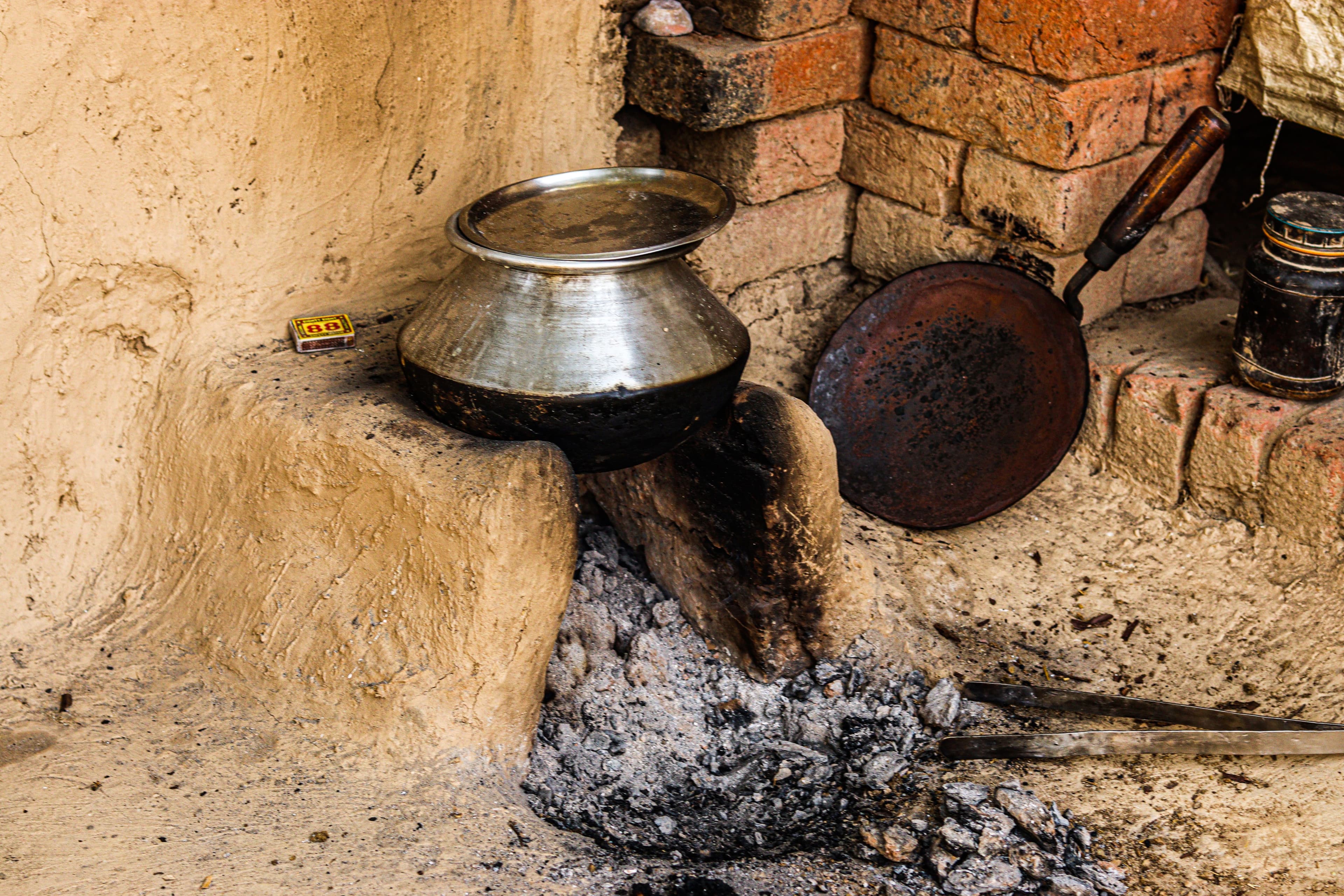 Solar Oven Helps Rural Folks Avoid Coal or Firewood in Cooking