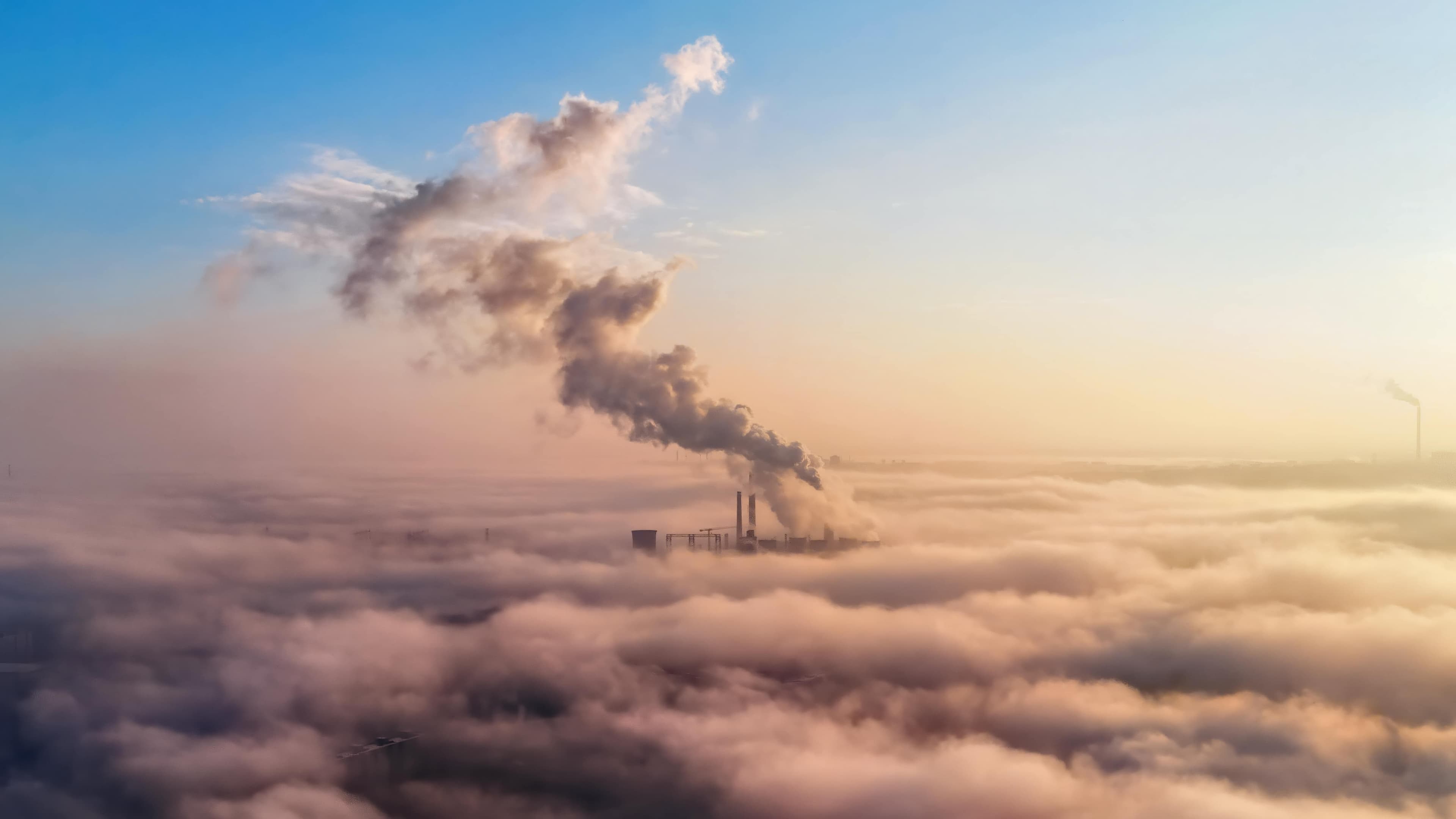 Fossil Fuel Financing Surges as World’s Largest Banks Backtrack on Climate Goals