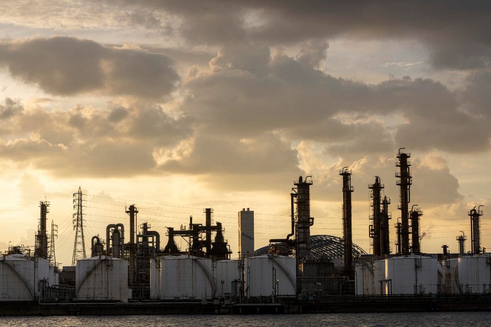 Canada Sets New GHG Emissions Cap Rules