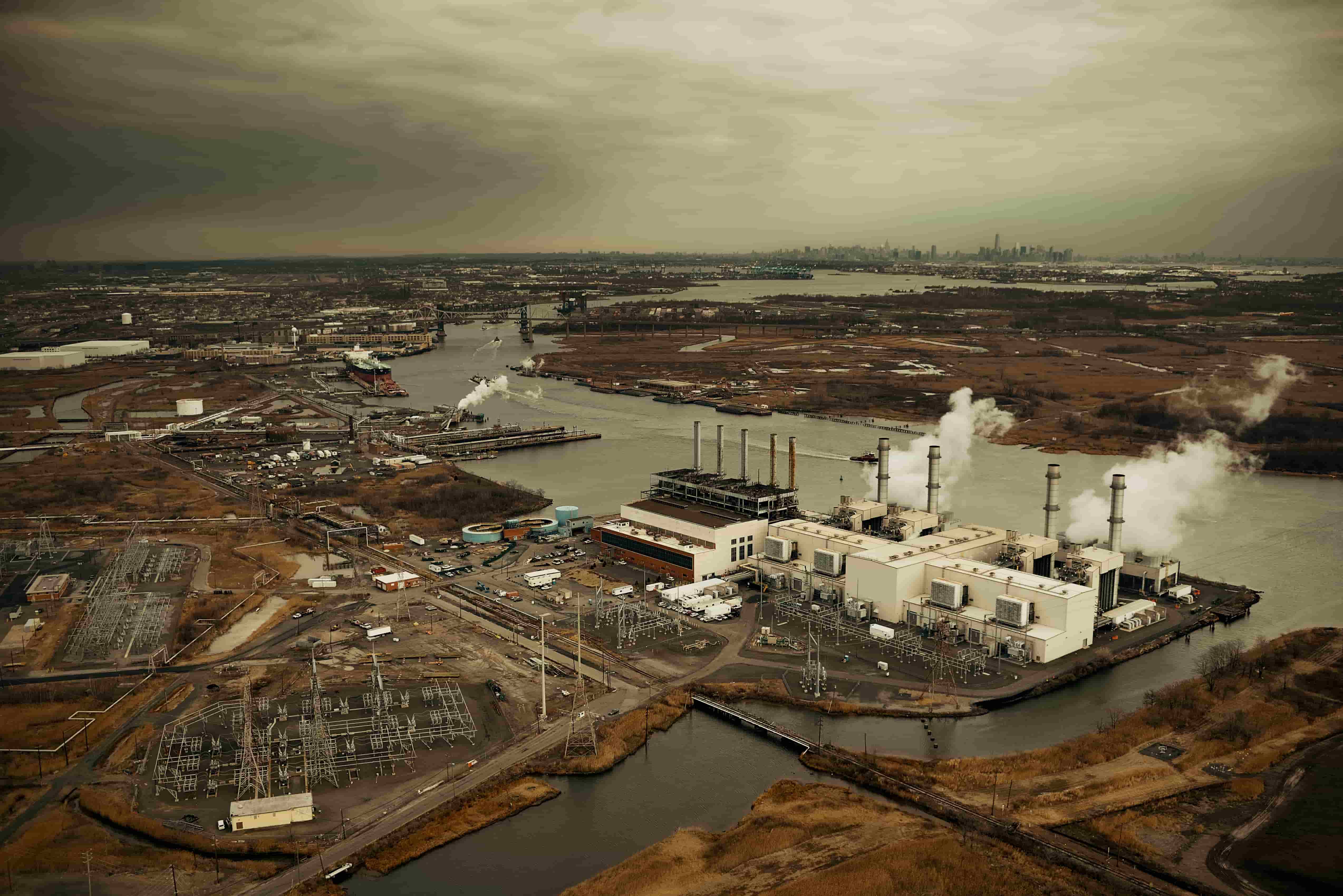 Building Resilient Factories: Why Climate-Proofing the Labor Force Works
