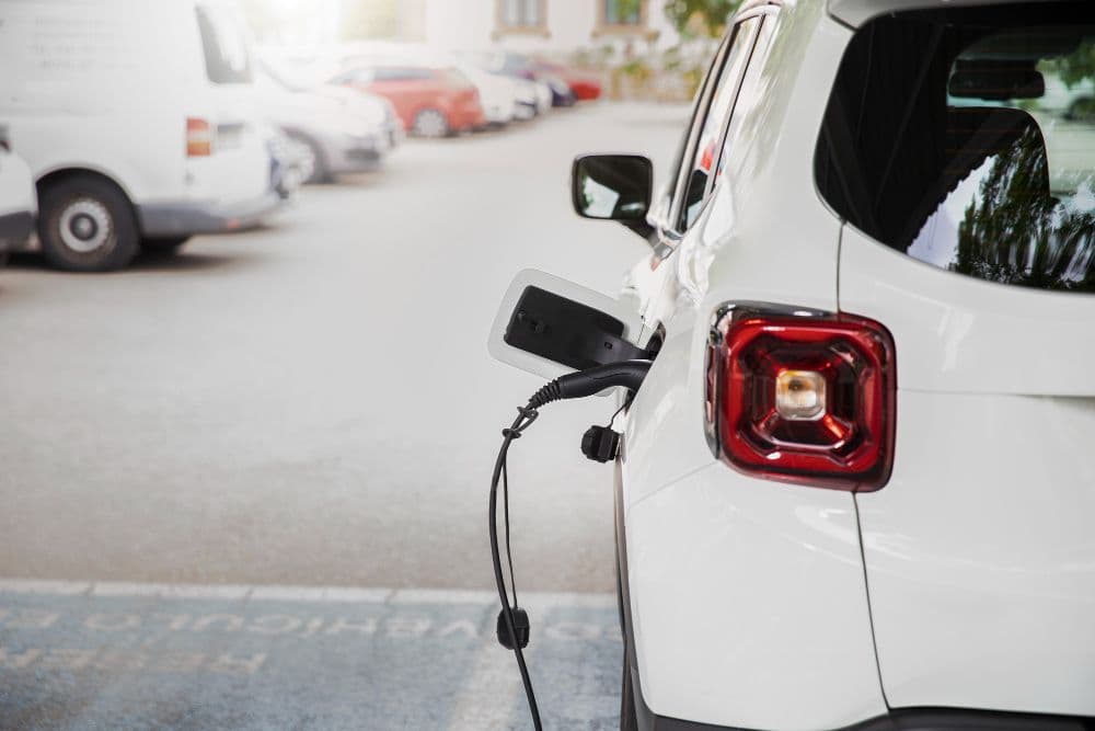 Europe's Lagging EV Charging: EY-Parthenon Report