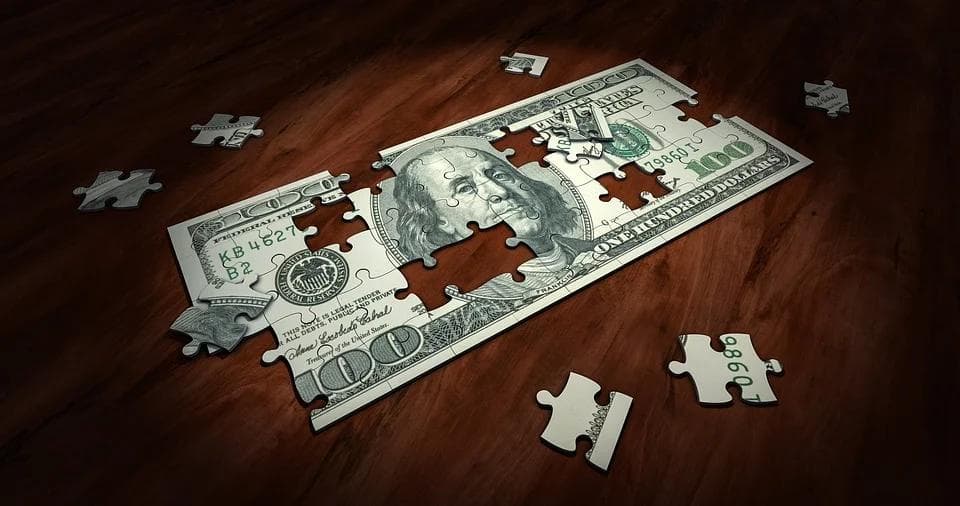 Biggest Investor's Decision To Reduce Ownership Sees Huge Drop Of Assets In IShares ESG Fund