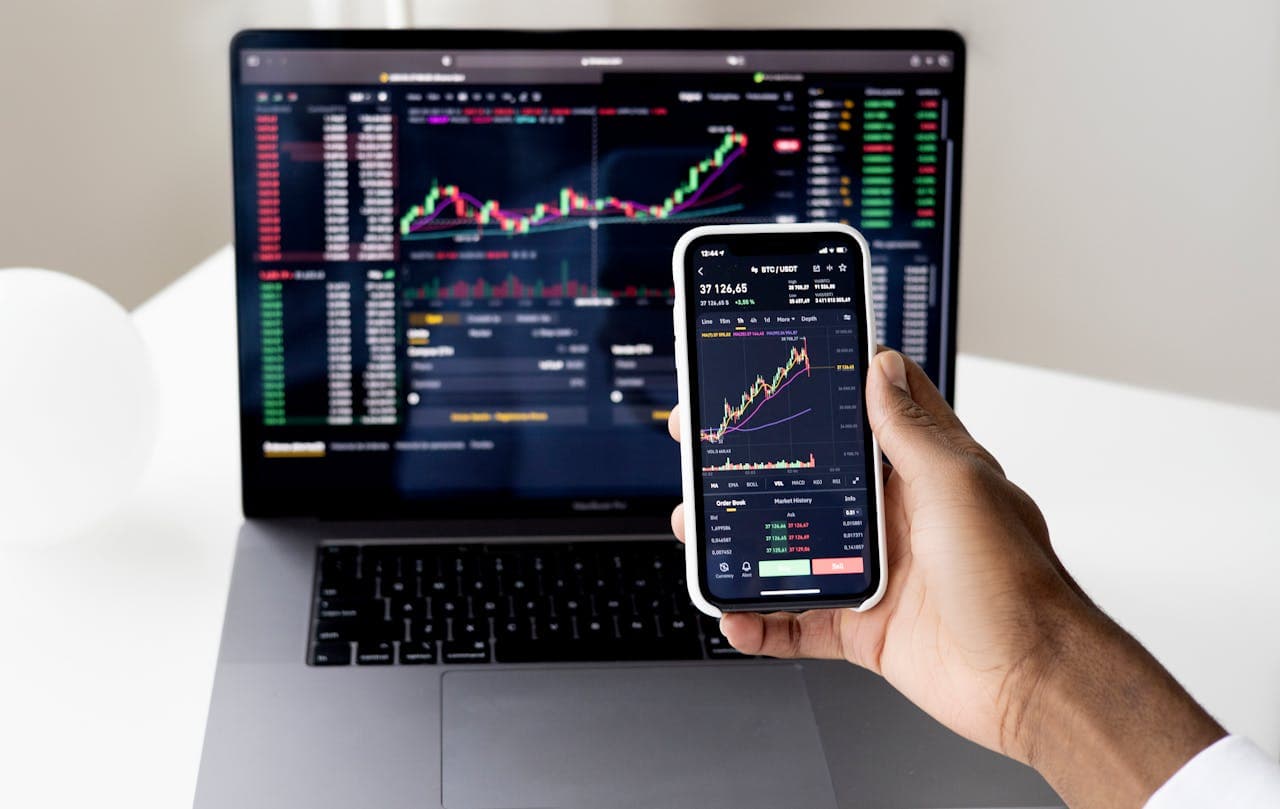 SNG & Partners, Snowkap Partner for ESG+L Solutions