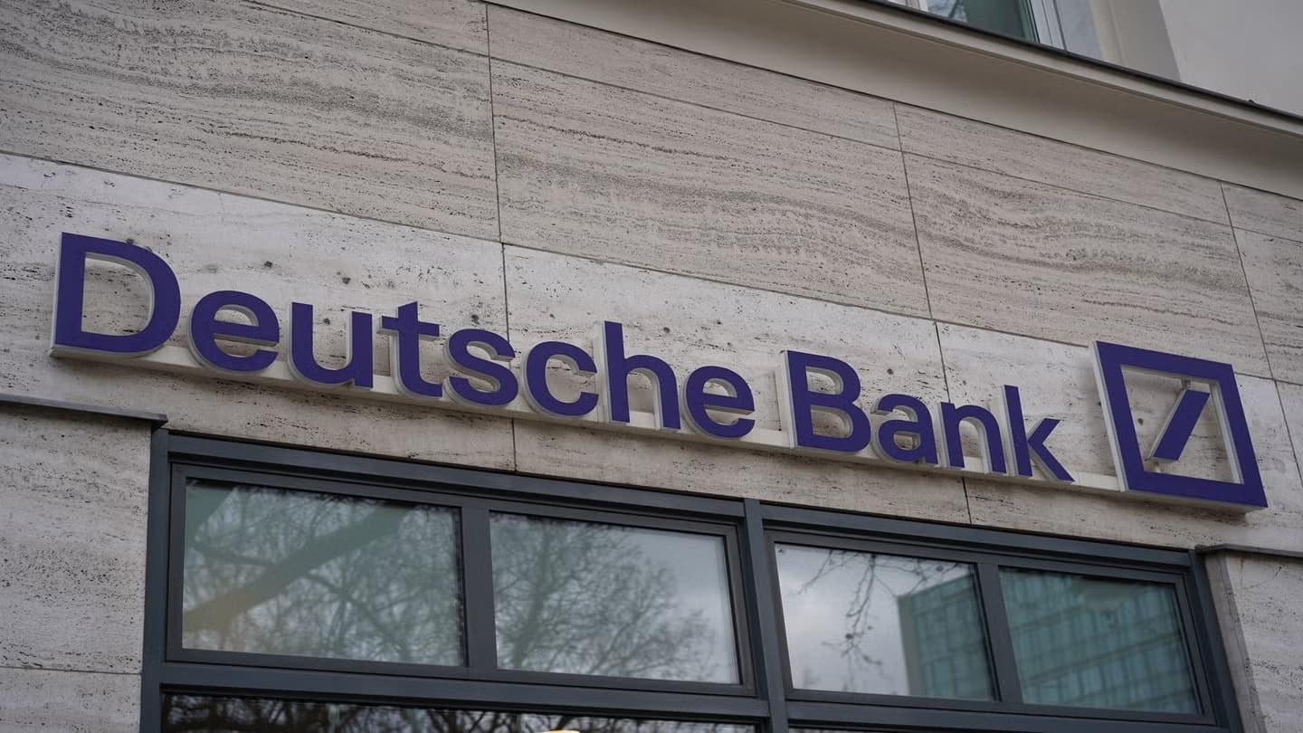 Deutsche Bank Sets €900bn Sustainable Finance Goal