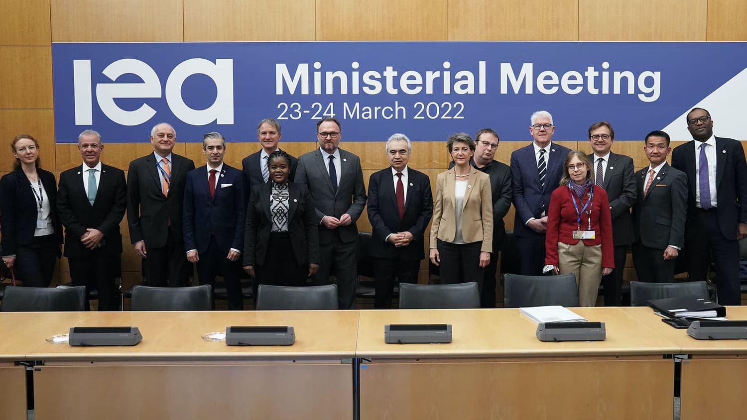 Member Countries Back IEA to Accelerate Clean Energy Transitions